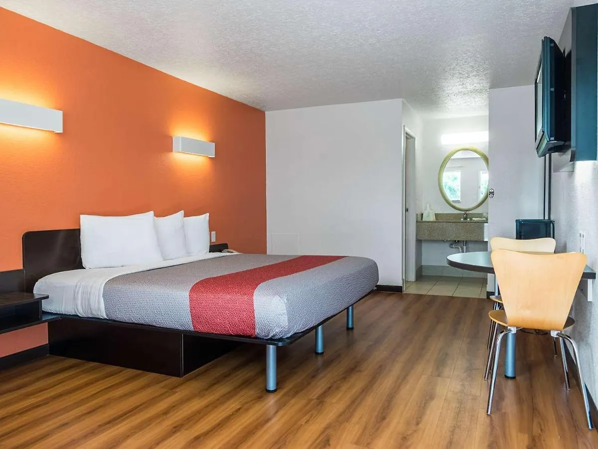 Hotel Motel 6-Columbus, Oh - Osu