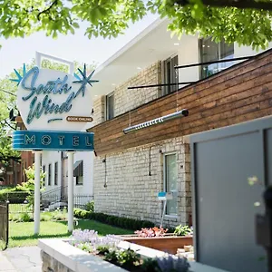  Motel South Wind