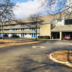 2* Hotel 6-columbus, Oh - Quarter Horse